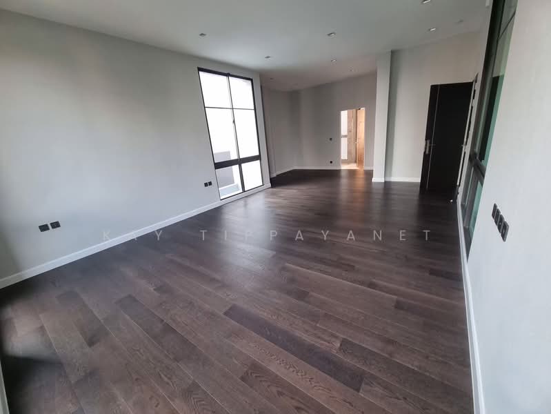 CONNOISSEUR Phatthanakan, Bangkok, Soi Phatthanakan 32, Suan Luang, Bangkok, 6 Bedrooms, 592 sqm, Single Detached House For Sale, by Kay Tippayanet, 500499163 - DDproperty.com