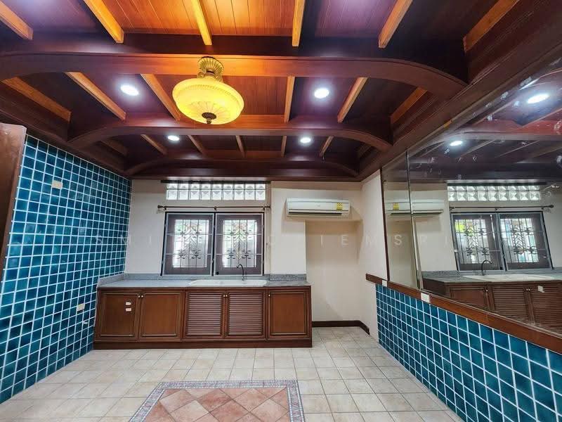 Flower Lee Garden, Bangkok, Nong Bon, Prawet, Bangkok, 4 Bedrooms, 450 sqm, Single Detached House For Sale, by Smith Totiemsri, 500499233 - DDproperty.com