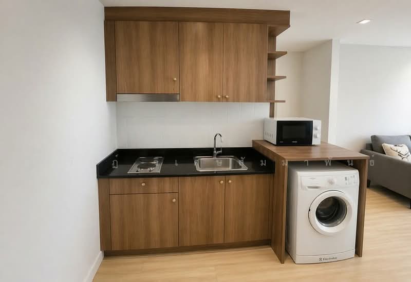 Tree Condo Sukhumvit 42, Bangkok, Soi Sukhumvit 42/1, Sukhumvit Road, Phra Kanong Nua, Watthana, Bangkok, 2 Bedrooms, 55 sqm, Condo For Rent, by ทศวัฏฏ์ วิเศษสัมมาพันธ์, 500499255 - DDproperty.com