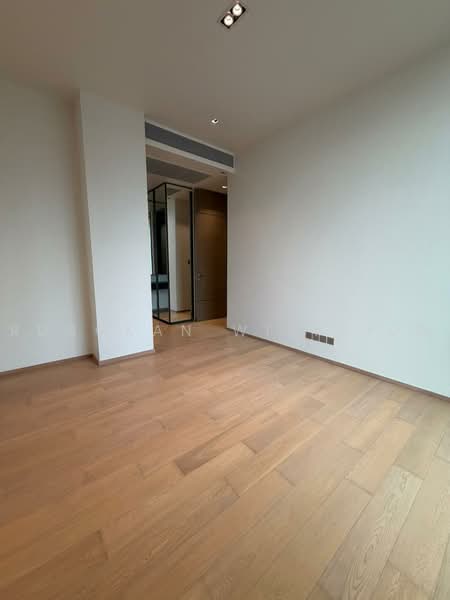 28 Chidlom, Bangkok, 28 Chit Lom Alley, Lumphini, Pathum Wan, Bangkok, 2 Bedrooms, 74 sqm, Condo For Sale, by Rungkan Wijitjun, 500499273 - DDproperty.com
