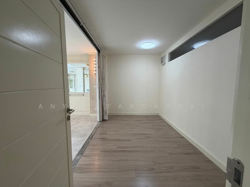 The Emporio Place, Bangkok, 93 Soi Sukhumvit 24, Sukhumvit Road, Khong Tan, Khlong Toei, Bangkok, 2 Bedrooms, 141 sqm, Condo For Sale, by Anya Atarchanai, 500499288 - DDproperty.com