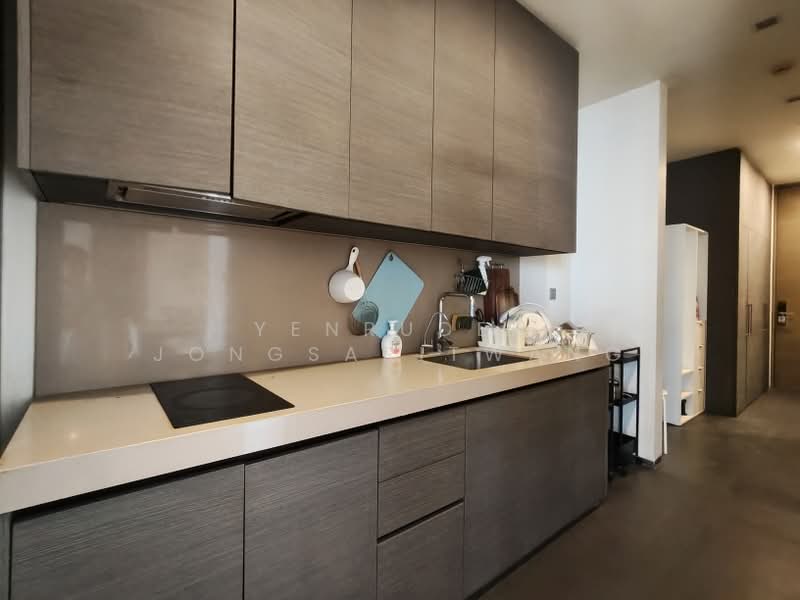 Saladaeng One, Bangkok, Sala Daeng 1 Alley, Silom, Bang Rak, Bangkok, 3 Bedrooms, 226 sqm, Condo For Rent, by Yenrudee Jongsaritwang, 500499329 - DDproperty.com