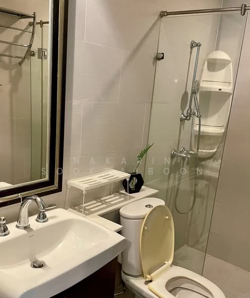Watermark Chaophraya, Bangkok, Soi Charoennakorn 39-41, Charoennakorn Road, Bang Lam Phu Lang, Khlong San, Bangkok, 3 Bedrooms, 146 sqm, Condo For Rent, by Nakarin Sookpaiboon, 500499341 - DDproperty.com