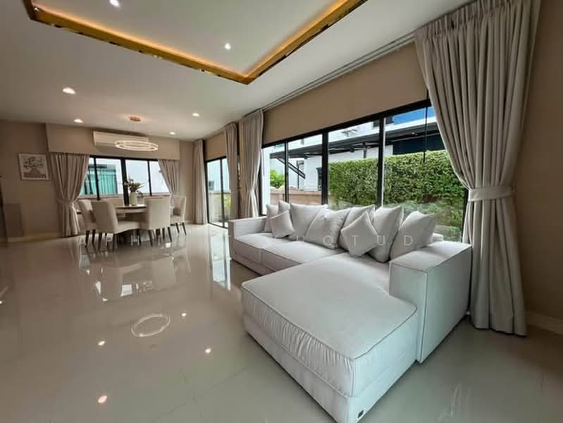 Setthasiri Krungthep Kreetha, Bangkok, Krungthep Kreetha Road, Hua Mak, Bang Kapi, Bangkok, 4 Bedrooms, 260 sqm, Single Detached House For Rent, by Aphisit Khotudon, 500499374 - DDproperty.com