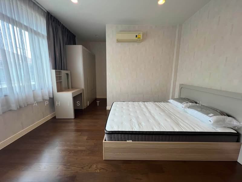 Setthasiri Krungthep Kreetha, Bangkok, Krungthep Kreetha Road, Hua Mak, Bang Kapi, Bangkok, 4 Bedrooms, 260 sqm, Single Detached House For Rent, by Aphisit Khotudon, 500499374 - DDproperty.com