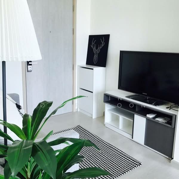 Rhythm Sukhumvit 36-38, Bangkok, 55 Soi Sukhumvit 36, Sukhumvit Road, Phra Kanong, Khlong Toei, Bangkok, 1 Bedroom, 33 sqm, Condo For Rent, by Nakarin Sookpaiboon, 500499375 - DDproperty.com