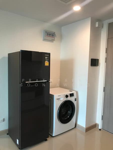 Supalai Lite Ratchada-Naradhiwas, Bangkok, Ratchadaphisek Road, Chong Nonsi, Yan Nawa, Bangkok, 1 Bedroom, 50 sqm, Condo For Rent, by Praewpakar Soontawong, 500499376 - DDproperty.com