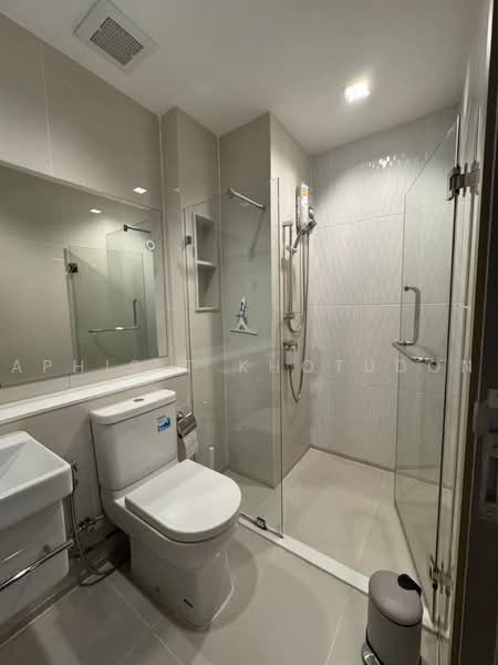 Life Asoke, Bangkok, Asoke-Dindang Road, Bang Kapi, Huai Khwang, Bangkok, 1 Bedroom, 32 sqm, Condo For Rent, by Aphisit Khotudon, 500499387 - DDproperty.com