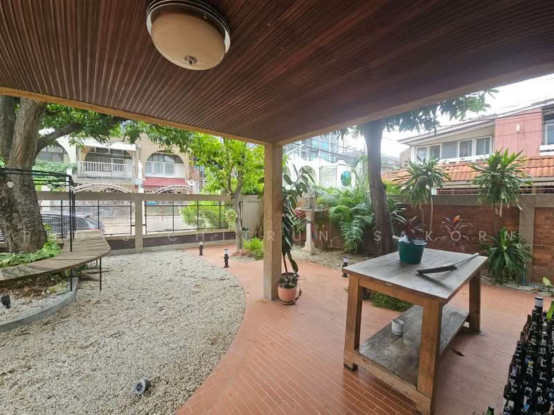 บ้านเดี่ยวเช่า/ขาย | เอกมัย – ทองหล่อ, กรุงเทพ, คลองตันเหนือ, วัฒนา, กรุงเทพ, 288 ตร.ม., กิจการ ให้เช่า, โดย Pudis Chitrungsakorn, 500499391 - DDproperty.com