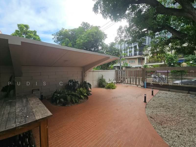 Detached House for Rent/Sale | Ekkamai – Thonglor, Bangkok, Khlong Tan Nua, Watthana, Bangkok, , 288 sqm, Business For Rent, by Pudis Chitrungsakorn, 500499391 - DDproperty.com
