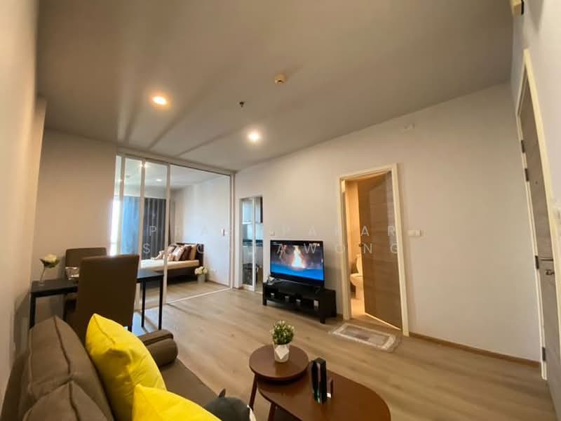HIVE Taksin, Bangkok, 18 1 Soi, Khlong Ton Sai, Khlong San, Bangkok, 1 Bedroom, 40 sqm, Condo For Rent, by Praewpakar Soontawong, 500499394 - DDproperty.com