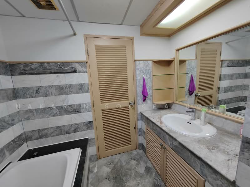 Silom Suite : สีลม สวีท, กรุงเทพ, ซอยสาทร 12 ถนนสาทร, สีลม, บางรัก, กรุงเทพ, 51 ตร.ม., คอนโด ให้เช่า, โดย Nakarin Sookpaiboon, 500499406 - DDproperty.com
