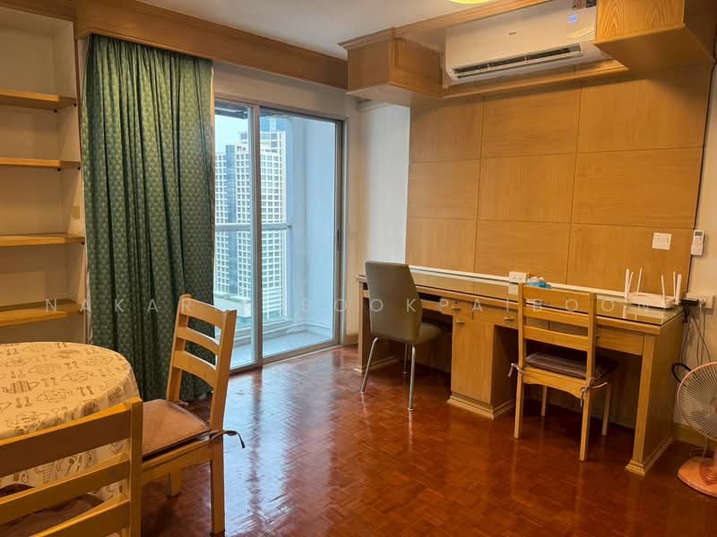Silom Suite, Bangkok, Soi Sathorn 12, Sathorn Road, Silom, Bang Rak, Bangkok, 1 Bedroom, 51 sqm, Condo For Rent, by Nakarin Sookpaiboon, 500499406 - DDproperty.com
