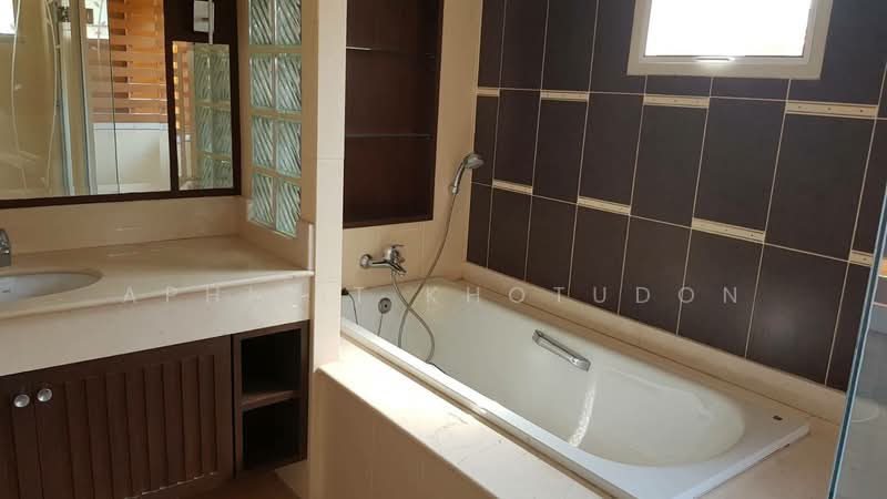 3-BR House, Bangkok, Prawet, Bangkok, 3 Bedrooms, 204 sqm, Single Detached House For Rent, by Aphisit Khotudon, 500499453 - DDproperty.com
