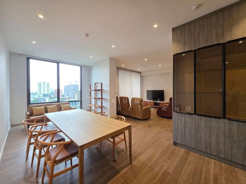 Muniq Langsuan, Bangkok, Soi Tonson, Lumphini, Pathum Wan, Bangkok, 3 Bedrooms, 173 sqm, Condo For Rent, by Yenrudee Jongsaritwang, 500499475 - DDproperty.com