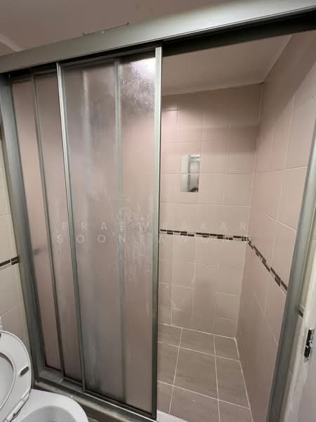 Lumpini Ville Ramkhamhaeng 26, Bangkok, Soi Ramkamhang 26, Huamark Road, Hua Mak, Bang Kapi, Bangkok, 1 Bedroom, 40 sqm, Condo For Rent, by Praewpakar Soontawong, 500499477 - DDproperty.com