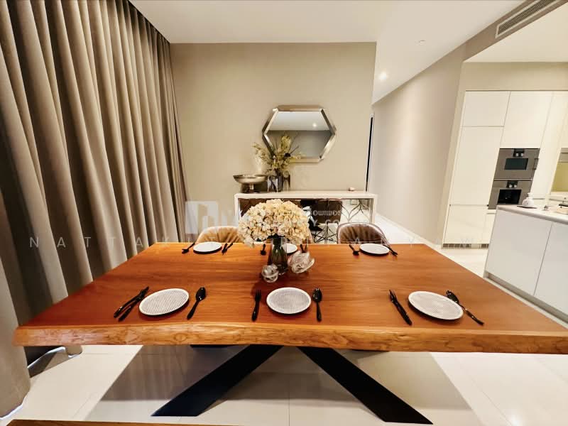 Vittorio 39, Bangkok, 8 Sukhumvit, Khlong Tan Nua, Watthana, Bangkok, 2 Bedrooms, 142 sqm, Condo For Rent, by Nattakit Sripanyawit, 500499487 - DDproperty.com