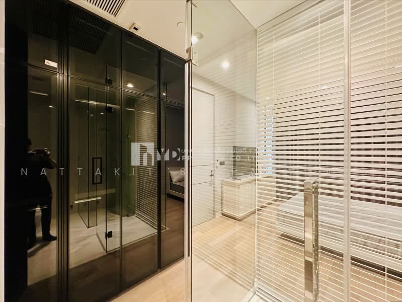 Vittorio 39, Bangkok, 8 Sukhumvit, Khlong Tan Nua, Watthana, Bangkok, 2 Bedrooms, 142 sqm, Condo For Rent, by Nattakit Sripanyawit, 500499487 - DDproperty.com