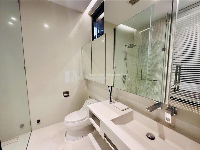 Vittorio 39, Bangkok, 8 Sukhumvit, Khlong Tan Nua, Watthana, Bangkok, 2 Bedrooms, 142 sqm, Condo For Rent, by Nattakit Sripanyawit, 500499487 - DDproperty.com