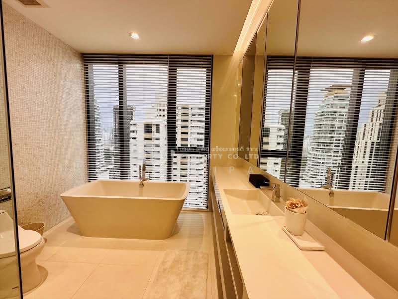 Vittorio 39, Bangkok, 8 Sukhumvit, Khlong Tan Nua, Watthana, Bangkok, 2 Bedrooms, 142 sqm, Condo For Rent, by Nattakit Sripanyawit, 500499487 - DDproperty.com
