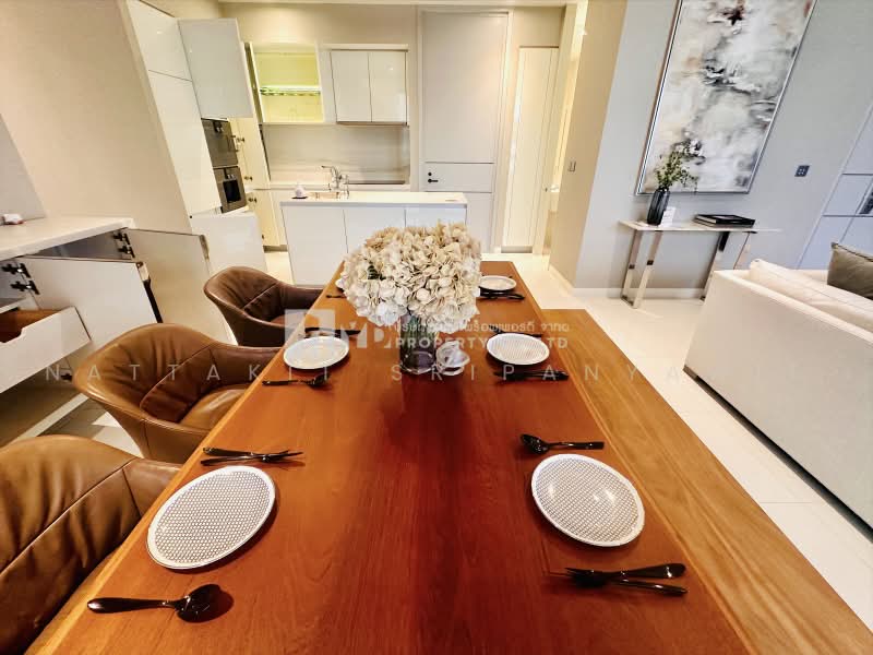 Vittorio 39, Bangkok, 8 Sukhumvit, Khlong Tan Nua, Watthana, Bangkok, 2 Bedrooms, 142 sqm, Condo For Rent, by Nattakit Sripanyawit, 500499487 - DDproperty.com