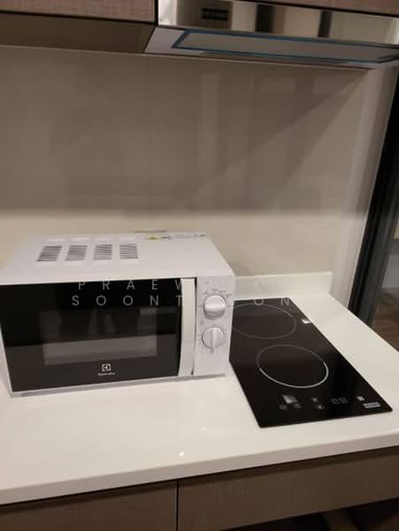 Life Ladprao Valley, Bangkok, Phaholyothin Road, Jom Phon, Chatuchak, Bangkok, 1 Bedroom, 30 sqm, Condo For Rent, by Praewpakar Soontawong, 500499494 - DDproperty.com