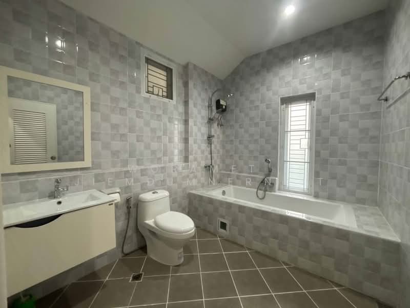 3-BR House, Prachuap Khiri Khan, Hua Hin, Prachuap Khiri Khan, 3 Bedrooms, 150 sqm, Single Detached House For Sale, by Woramet  Jiemdumnernkit, 500499538 - DDproperty.com