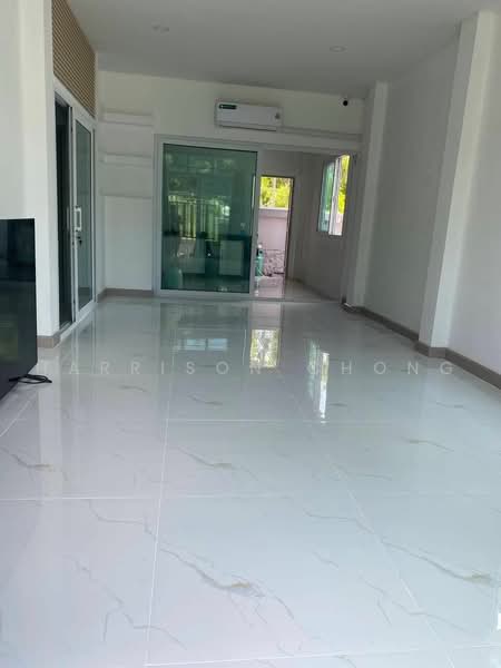 4-BR House, Chon Buri (Pattaya), Nong Pru, Bang Lamung (Pattaya), Chon Buri (Pattaya), 4 Bedrooms, 420 sqm, Single Detached House For Sale, by Harrison Chong, 500499574 - DDproperty.com