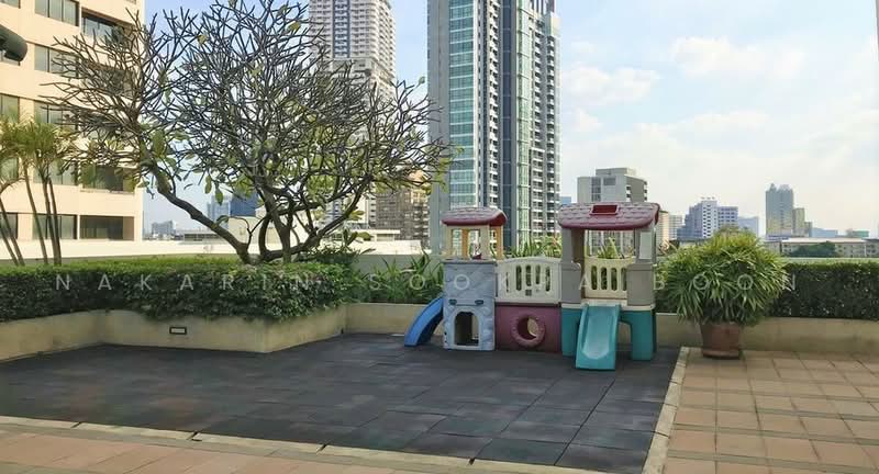 Lumpini Suite Sukhumvit 41 : ลุมพินี สวีท สุขุมวิท 41, กรุงเทพ, ซอยสุขุมวิท 41, คลองตันเหนือ, วัฒนา, กรุงเทพ, 53 ตร.ม., คอนโด ให้เช่า, โดย Nakarin Sookpaiboon, 500499582 - DDproperty.com