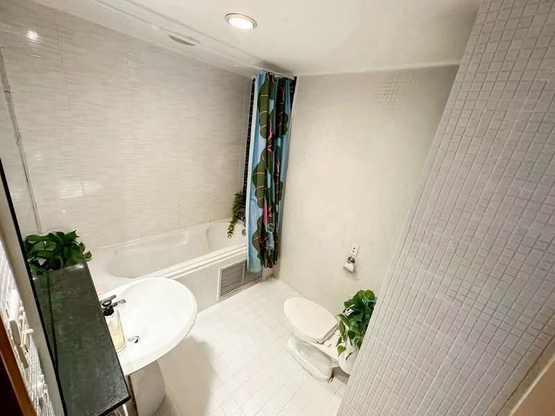 The Waterford Diamond Tower Sukhumvit, Bangkok, 758/18 Soi Sukhumvit 30/1, Sukhumvit Road, Khlong Toei, Bangkok, 1 Bedroom, 68 sqm, Condo For Rent, by Pensasi Ongphichetmetha, 500499589 - DDproperty.com