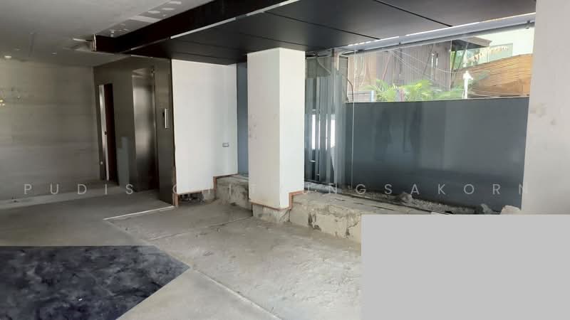 2-Storey Commercial Space for Rent – Thonglor | Sukhumvit, Bangkok, Khlong Tan Nua, Watthana, Bangkok, , 232 sqm, Business For Rent, by Pudis Chitrungsakorn, 500499638 - DDproperty.com