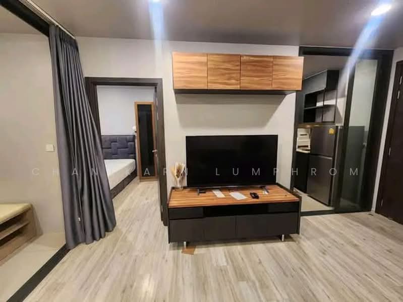 XT Huaikhwang, Bangkok, 244 Ratchadaphisek Road, Huai Khwang, Bangkok, 1 Bedroom, 35 sqm, Condo For Rent, by Chanikarn Lumphrom, 500499696 - DDproperty.com