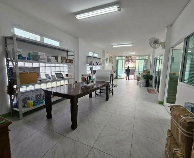 แสมดำ, Bangkok, Samae Dam, Bang Khun Thian, Bangkok, , 800 sqm, Office Space For Sale, by Chanuthsinin Pothichaya, 500499747 - DDproperty.com