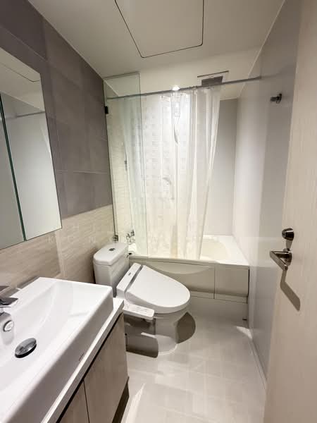 Runesu Thonglor 5, Bangkok, 82 Padi Madi Alley, Khlong Tan Nua, Watthana, Bangkok, 1 Bedroom, 52 sqm, Condo For Rent, by Phitchaporn Kongsamrong, 500499768 - DDproperty.com