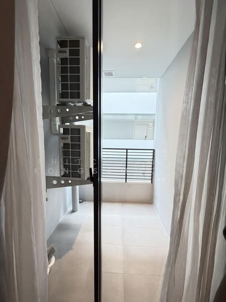 Runesu Thonglor 5 : รูเนะสุ ทองหล่อ 5, กรุงเทพ, 82 ซอย พร้อมมิตร, คลองตันเหนือ, วัฒนา, กรุงเทพ, 52 ตร.ม., คอนโด ให้เช่า, โดย Phitchaporn Kongsamrong, 500499768 - DDproperty.com
