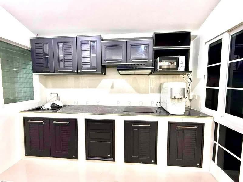 Golden City Chaengwattana-Muang Thong, Nonthaburi, Tiwanon Road, Ban Mai, Pak Kret, Nonthaburi, 4 Bedrooms, 140 sqm, Townhouse For Rent, by Connex Property, 500499773 - DDproperty.com