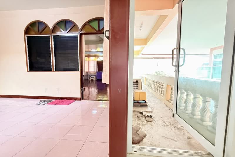 บ้าน จรัญสนิทวงศ์ 57/2, Bangkok, Bang Bamru, Bang Phlat, Bangkok, 6 Bedrooms, 334 sqm, Single Detached House For Sale, by ศิริเพ็ญ ทองอ่อน, 500499775 - DDproperty.com