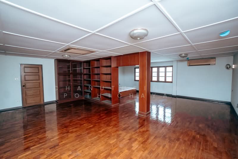 โรงงานและโกดัง2 ชั้น ถนนพุทธมณฑลสายสาม, Bangkok, Khlong Khwang, Phasi Charoen, Bangkok, , 1,600 sqm, Warehouse/Factory For Sale, by Chanuthsinin Pothichaya, 500499777 - DDproperty.com