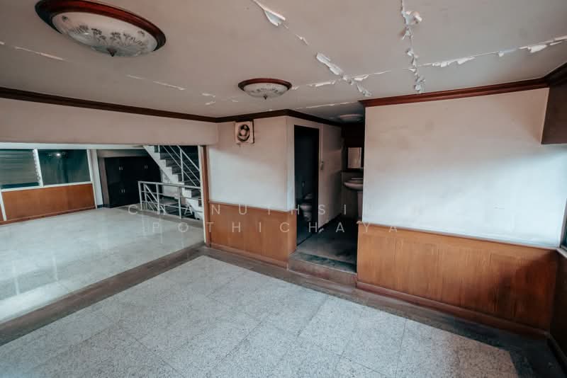 โรงงานและโกดัง2 ชั้น ถนนพุทธมณฑลสายสาม, Bangkok, Khlong Khwang, Phasi Charoen, Bangkok, , 1,600 sqm, Warehouse/Factory For Sale, by Chanuthsinin Pothichaya, 500499777 - DDproperty.com
