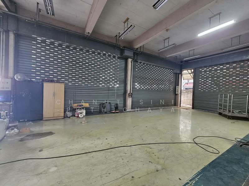 โรงงานและโกดัง2 ชั้น ถนนพุทธมณฑลสายสาม, Bangkok, Khlong Khwang, Phasi Charoen, Bangkok, , 1,600 sqm, Warehouse/Factory For Sale, by Chanuthsinin Pothichaya, 500499777 - DDproperty.com