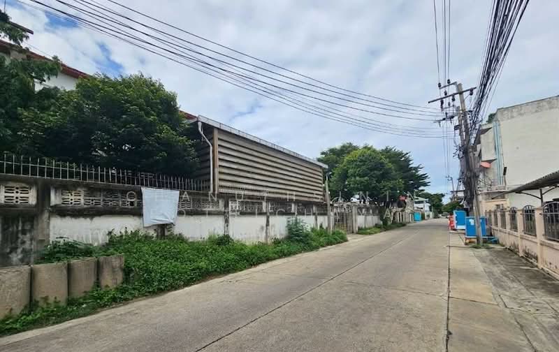 โรงงานและโกดัง2 ชั้น ถนนพุทธมณฑลสายสาม, กรุงเทพ, คลองขวาง, ภาษีเจริญ, กรุงเทพ, 1,600 ตร.ม., โกดัง-โรงงาน ขาย, โดย Chanuthsinin Pothichaya, 500499777 - DDproperty.com
