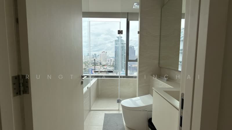 The Strand Thonglor, Bangkok, 36 Soi Sukhumvit 55, Khlong Tan Nua, Watthana, Bangkok, 2 Bedrooms, 108 sqm, Condo For Rent, by Rungtiwa Chinchai, 500499829 - DDproperty.com