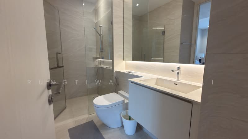 The Strand Thonglor, Bangkok, 36 Soi Sukhumvit 55, Khlong Tan Nua, Watthana, Bangkok, 2 Bedrooms, 108 sqm, Condo For Rent, by Rungtiwa Chinchai, 500499829 - DDproperty.com