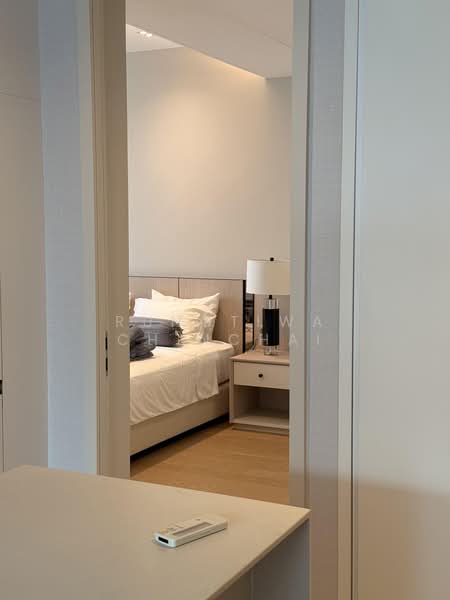 The Strand Thonglor, Bangkok, 36 Soi Sukhumvit 55, Khlong Tan Nua, Watthana, Bangkok, 2 Bedrooms, 108 sqm, Condo For Rent, by Rungtiwa Chinchai, 500499829 - DDproperty.com