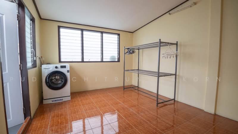 4-Storey Townhome for Rent – Ekkamai, Sukhumvit, Bangkok, Khlong Tan Nua, Watthana, Bangkok, 5 Bedrooms, 350 sqm, Townhouse For Rent, by Pudis Chitrungsakorn, 500499833 - DDproperty.com