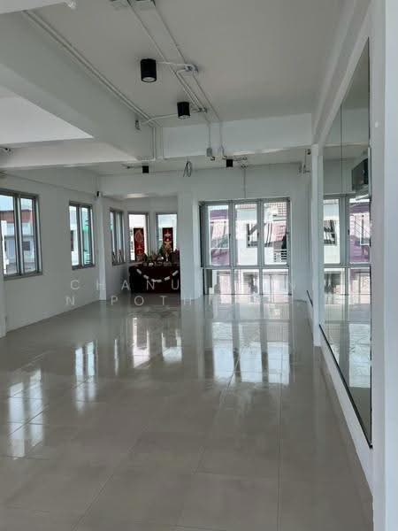 ฮมออฟฟิศ ย่าน Town in Town กรุงเทพฯ, Bangkok, Phlapphla, Wang Thonglang, Bangkok, , 750 sqm, Office Space For Rent, by Chanuthsinin Pothichaya, 500499836 - DDproperty.com