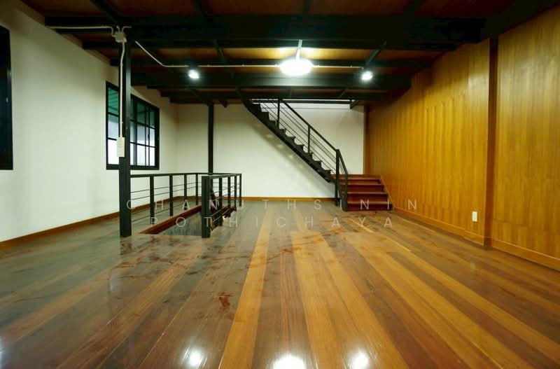 โกดังพร้อมออฟฟิศ สายไหม-ออเงิน ถนนสุขาภิบาล5, Bangkok, สุขาภิบาล5, Min Buri, Bangkok, , 1,200 sqm, Warehouse/Factory For Sale, by Chanuthsinin Pothichaya, 500499857 - DDproperty.com