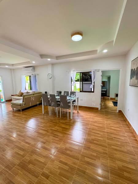 Fully Renovated Detached House – Bang Saray Beachside, Chon Buri (Pattaya), Bang Sa-re, Sattahip, Chon Buri (Pattaya), 3 Bedrooms, 160 sqm, Single Detached House For Sale, by Naphaphat Nitipakpinyo, 500499858 - DDproperty.com