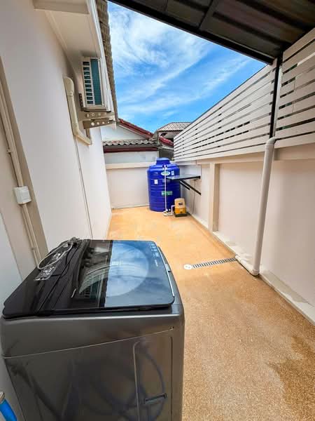 Fully Renovated Detached House – Bang Saray Beachside, Chon Buri (Pattaya), Bang Sa-re, Sattahip, Chon Buri (Pattaya), 3 Bedrooms, 160 sqm, Single Detached House For Sale, by Naphaphat Nitipakpinyo, 500499858 - DDproperty.com