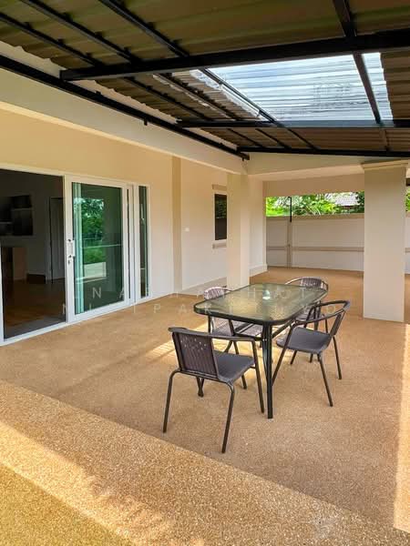 Fully Renovated Detached House – Bang Saray Beachside, Chon Buri (Pattaya), Bang Sa-re, Sattahip, Chon Buri (Pattaya), 3 Bedrooms, 160 sqm, Single Detached House For Sale, by Naphaphat Nitipakpinyo, 500499858 - DDproperty.com